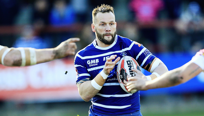 Darrell Griffin playing for Featherstone Rovers.