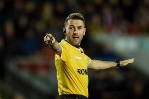 Super League referee helps amateur game