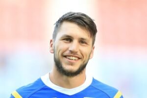 Leeds Rhinos winger Tom Briscoe reveals the club he almost joined and his favourite Leeds moment