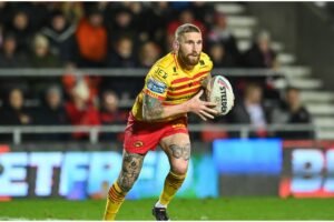 Sam Tomkins gives insight in Catalans Dragons dressing room, his thoughts on Hull KR and praises young Dragon