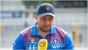 Wakefield Trinity boss Willie Poching slams 'unacceptable' result and apologises to fans following Salford Red Devils drubbing
