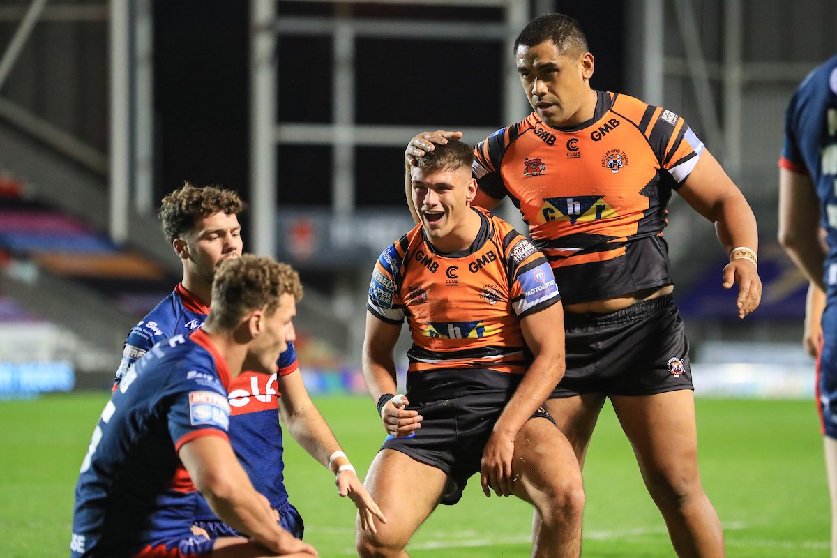 Main rugby league agent needs Castleford Tigers turned Love Island star Jacques O’Neill in main transfer – Rugby League Information