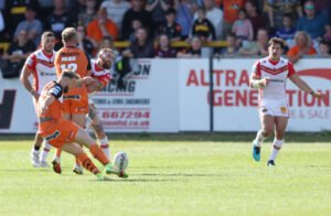 'A guy came out with a wheelchair' - Castleford Tigers' Danny Richardson reveals horror after neck injury that 'will never properly heal'