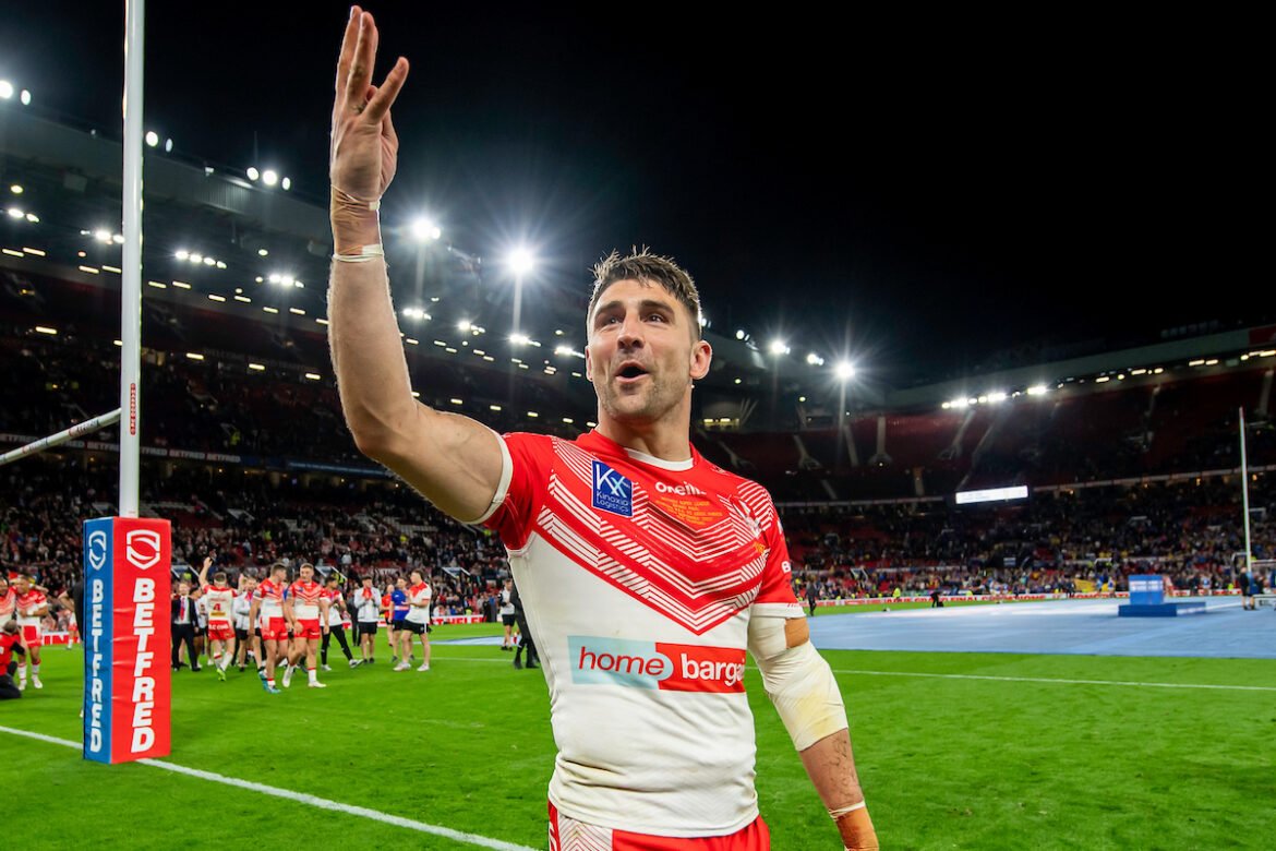 Tommy Makinson responds to claims he "fell below the standard of a professional sportsperson" following Grand Final win over Leeds Rhinos