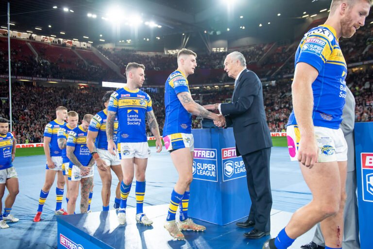 Departing Leeds Rhinos star Liam Sutcliffe's emotional moment after Grand Final defeat to St Helens