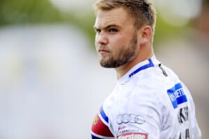 Widnes Vikings sign former St Helens and Wakefield Trinity forward