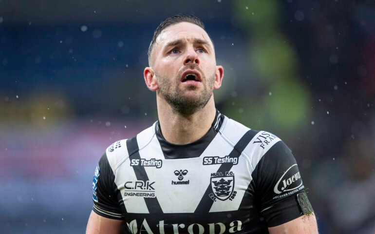 Luke Gale WILL NOT debut for Wakefield this week