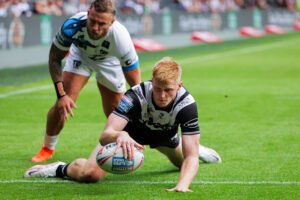 Hull FC field a dozen Sports College youngsters in incredible triple-header