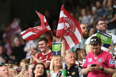 Wigan Warriors fans stunning as team is mauled at Magic