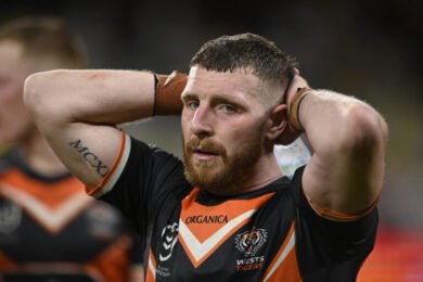 Jackson Hastings tears into fan for his comments on Women's rugby