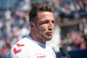 Sam Burgess to come out of retirement and join Super League club