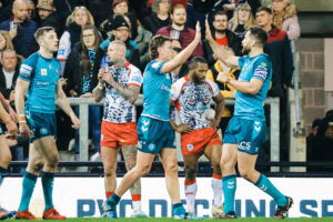 Sky Sports commentator says controversial Wigan try shouldn't have been given