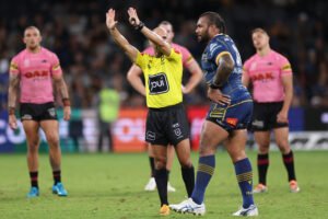 Insane ending to Parramatta vs Penrith sees two players carded and a golden point finish