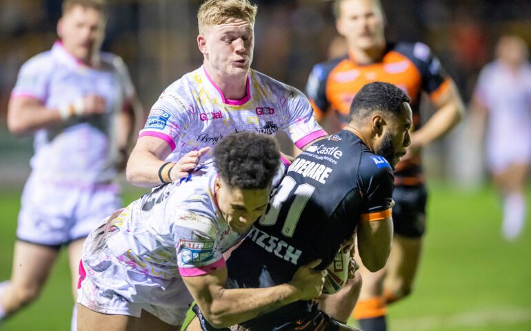 Super League starlet back in the competition