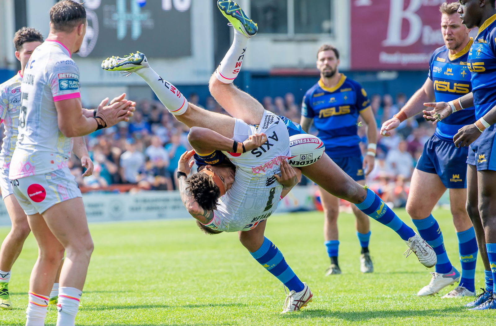 Image shows dangerous red card tackle - Serious About Rugby League