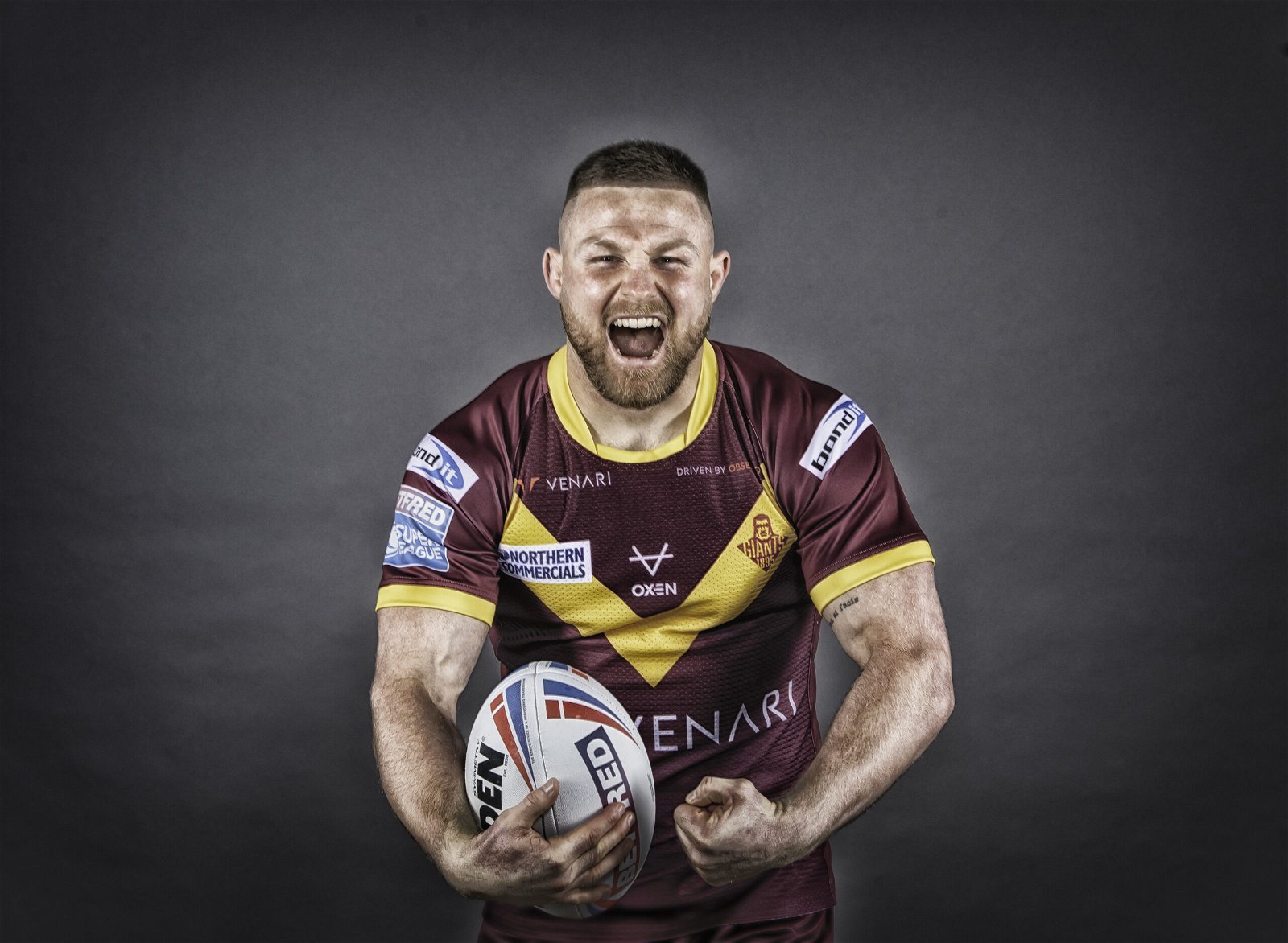 Huddersfield Giants captain Luke Yates misses out on Friday's game.