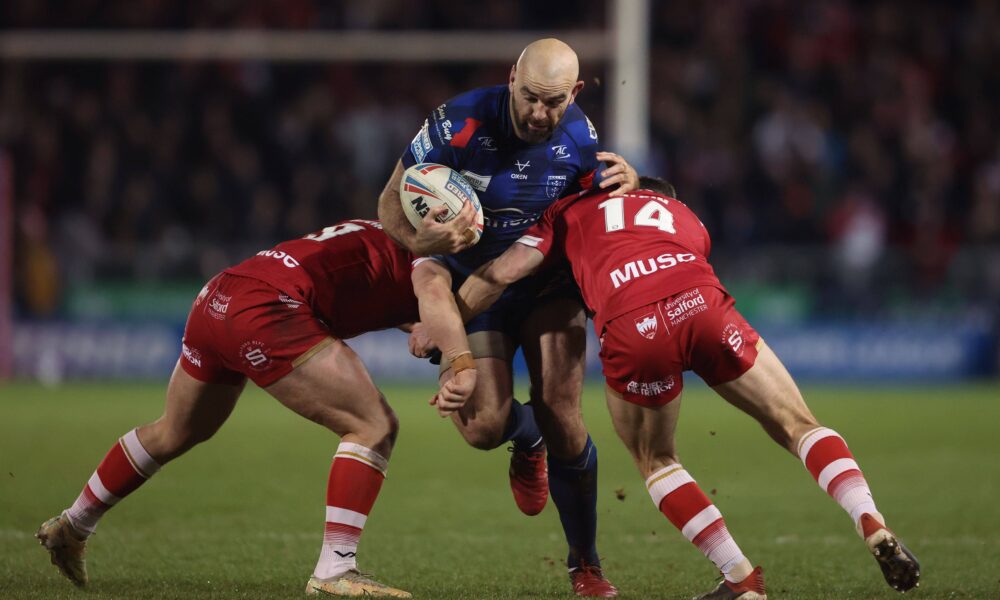 Bizarre image emerges of Super League star after awful injury - Serious ...