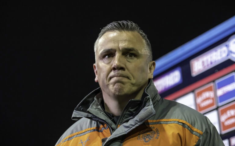 Daryl Powell linked as Castleford Tigers axe Andy Last after going bottom  of Super League