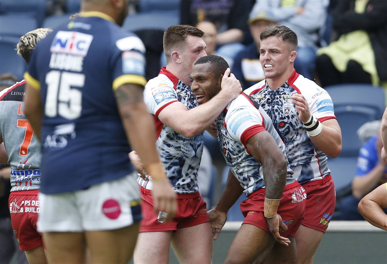 St George Illawarra Dragons interested in Super League stars - Rugby League  News