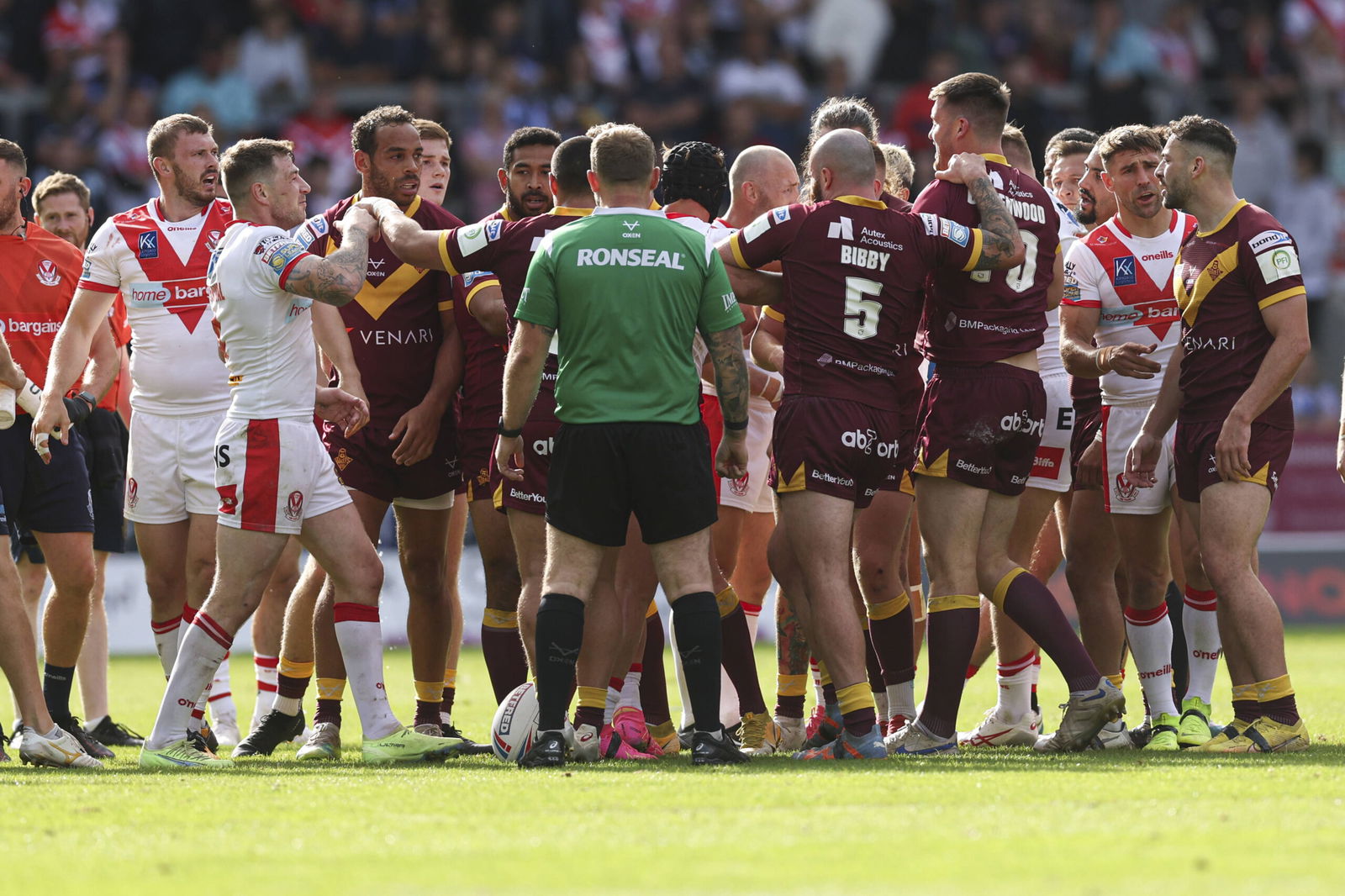 Salford Red Devils snap six game losing streak and hamper Huddersfield  Giants' playoff hopes - Rugby League News