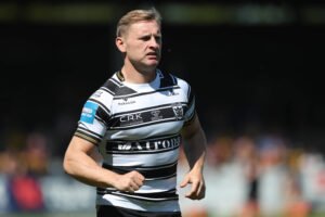 Questions raised about Brad Dwyer's future at Warrington Wolves after Sam Powell transfer