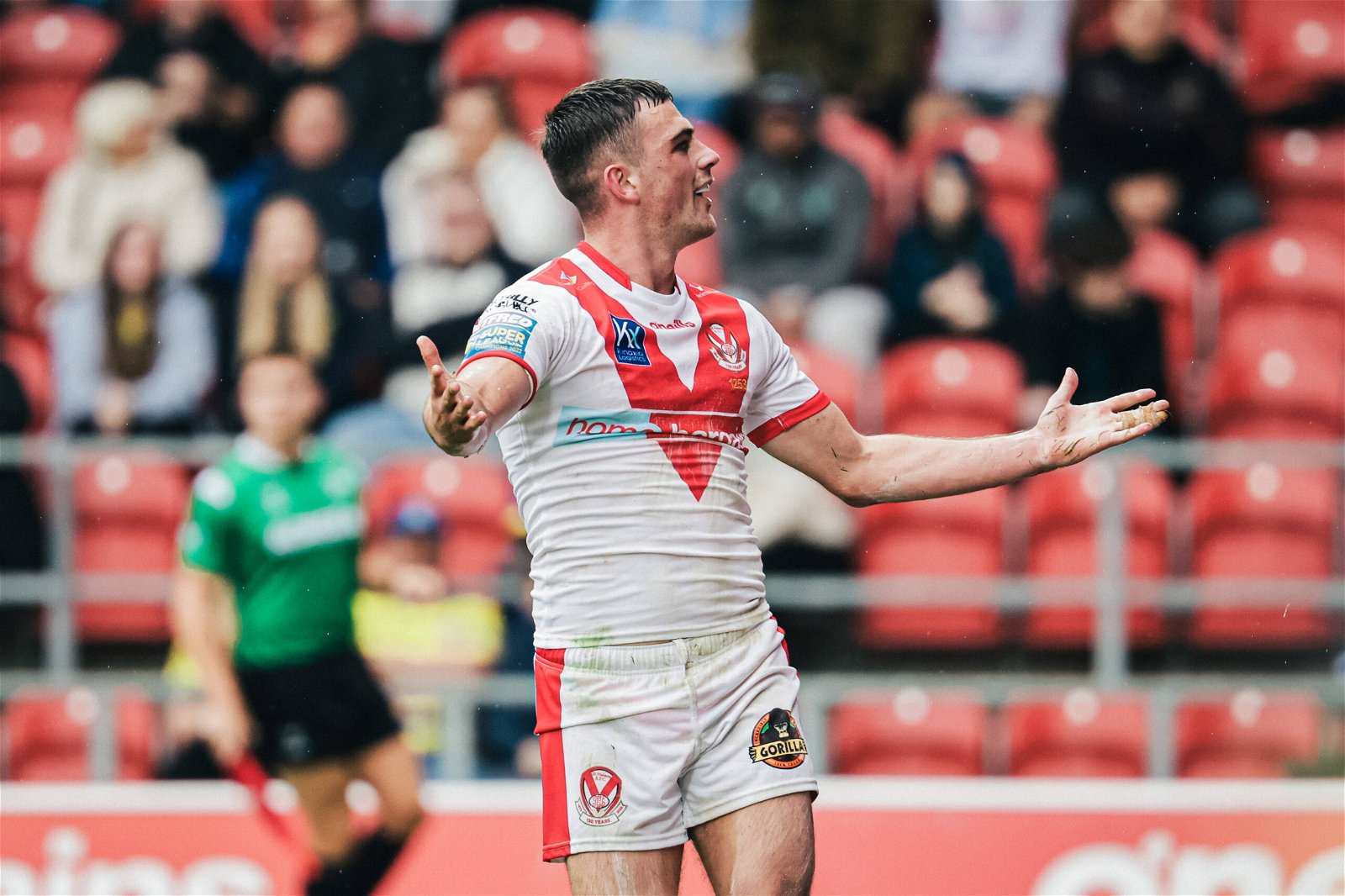 St Helens star Lewis Dodd has been linked with a move from Super League to the Dragons