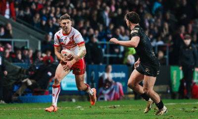 St Helens Tommy Makinson in Super League action against Leigh Leopards
