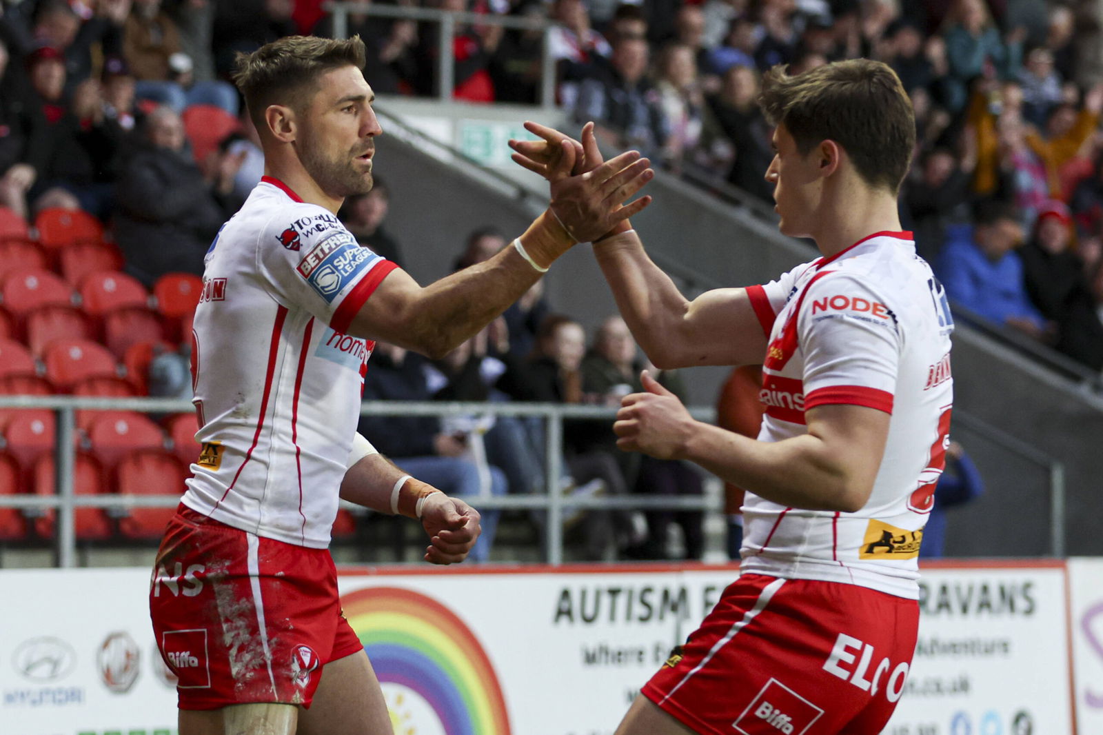 Tommy Makinson of St Helens celebrates