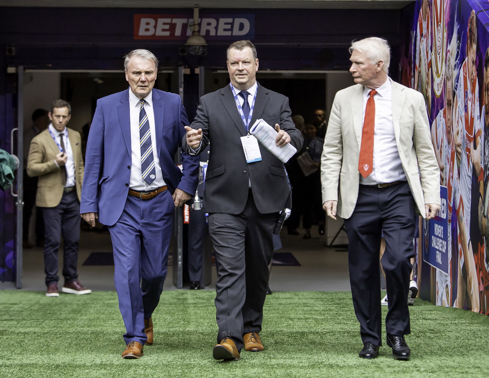 Leeds Rhinos are set to hunt for Super League Rivals’ new sporting director