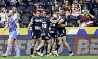 Hull FC players celebrate