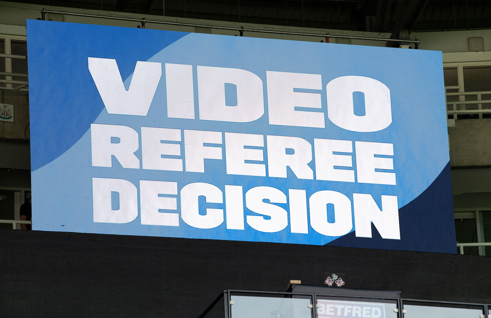- 09/07/2022 - Rugby League - Betfred Super League Magic Weekend - The Brief - St. James' Park, Newcastle, England - Video Referee Decision, LED, video.