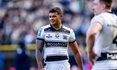 - 05/04/2025 - Rugby League - Betfred Challenge Cup Quarter Final - Hull FC v Hull KR - MKM Stadium, Kingston upon Hull, England - Hull FC's Will Pryce dejected as his side ship another try to Hull KR.