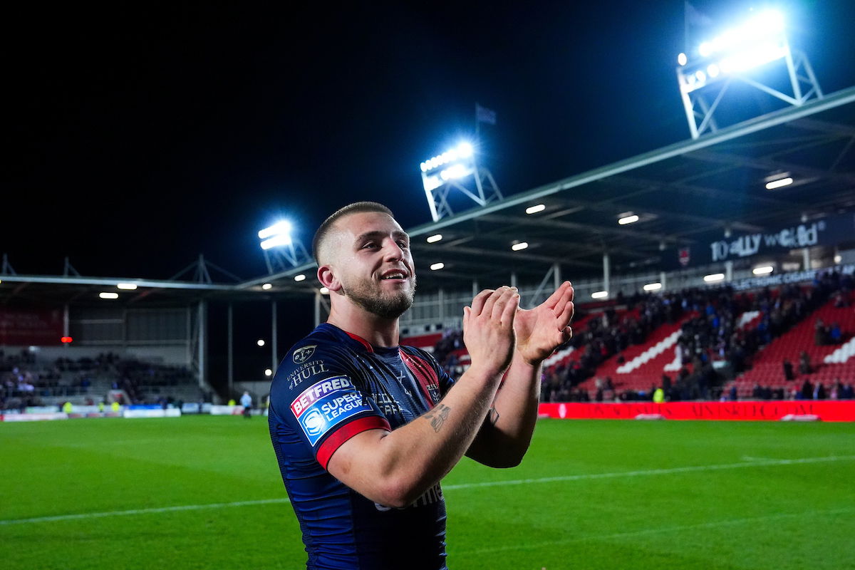 - 07/03/2025 - Rugby League - Betfred Super League Round 4 - St Helens v Hull KR - The Totally Wicked Stadium, St Helens, England - Mikey Lewis of Hull KR celebrates his teams victory over St Helens