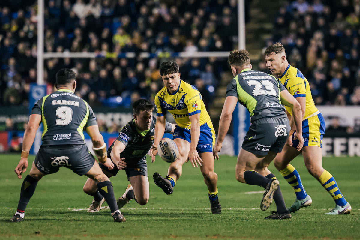 Warrington Wolves player Oli Leyland in action