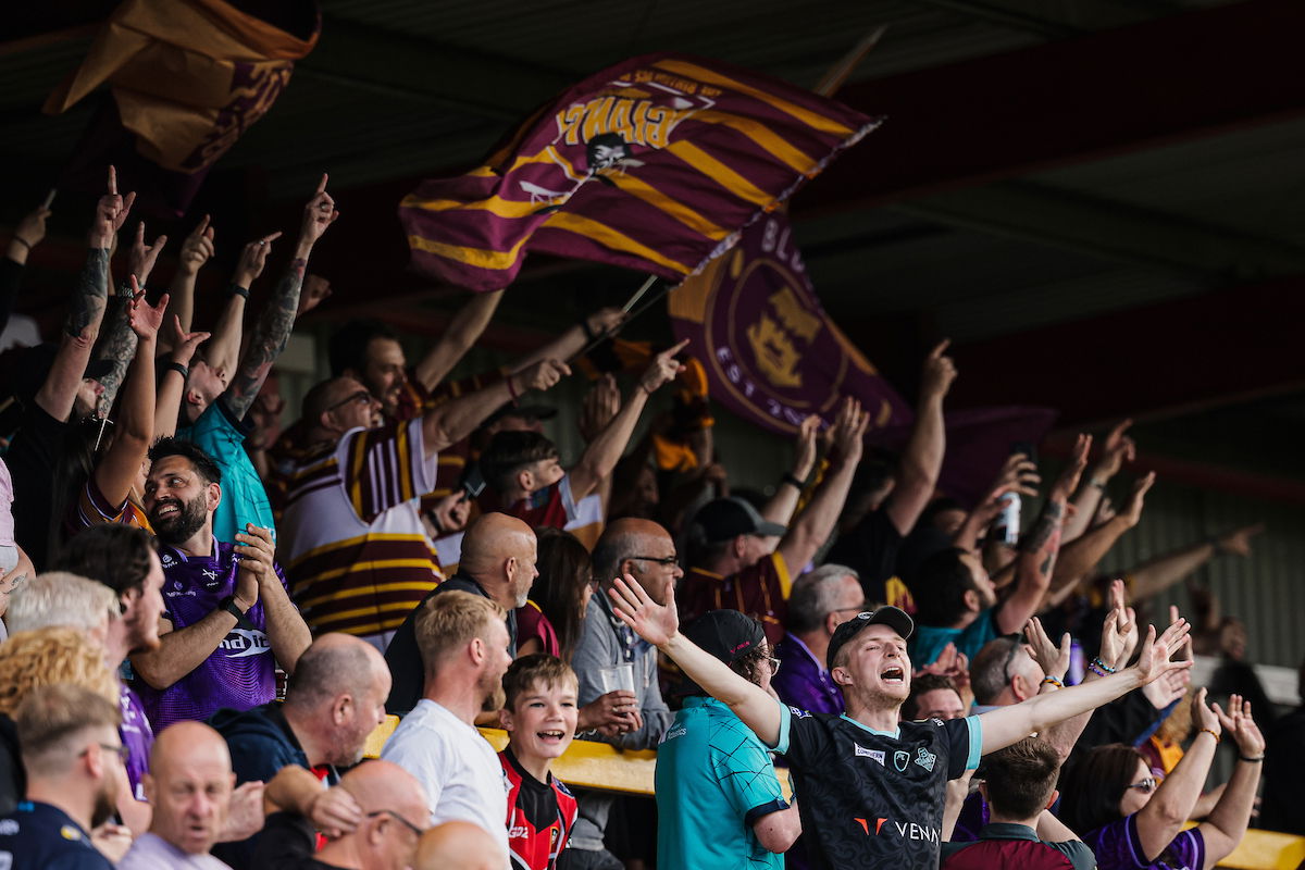 Huddersfield Giants crowd improvements against Wigan Warriors