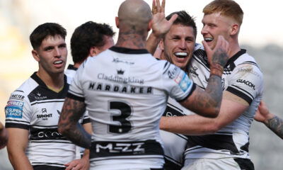 Hull FC v Salford Red Devils