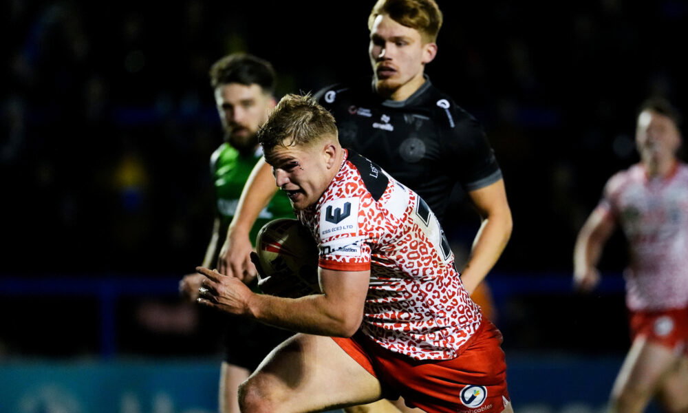 Former Wigan Warriors man signs new two-year deal with Leigh Leopards ...