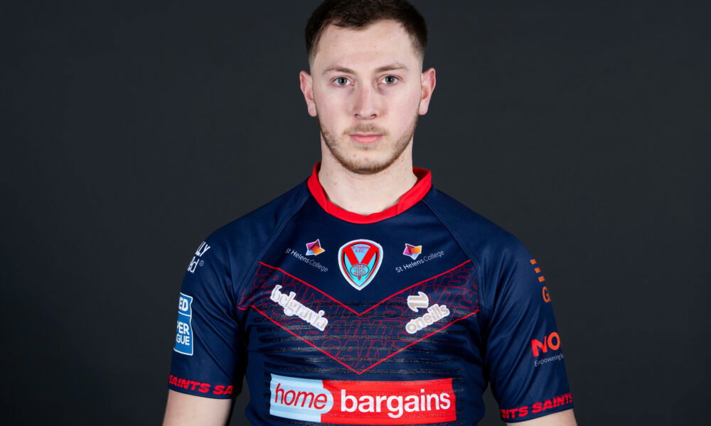 St Helens tie down off-contract forward on new one-year deal - Serious ...