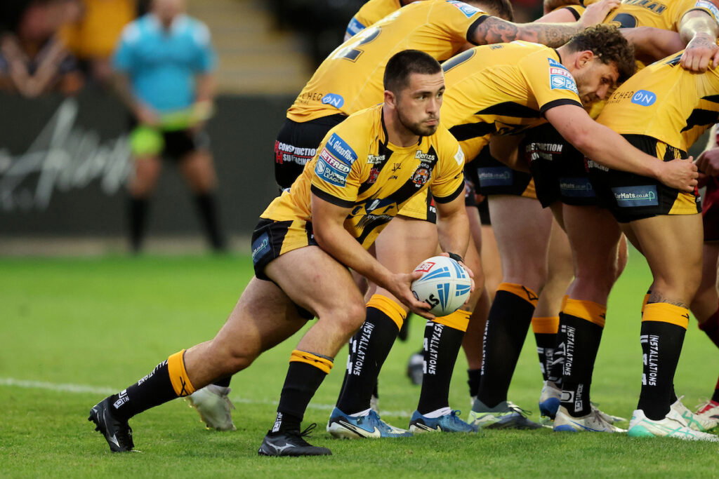 Castleford Tigers Forward Makes Season-long Loan Switch