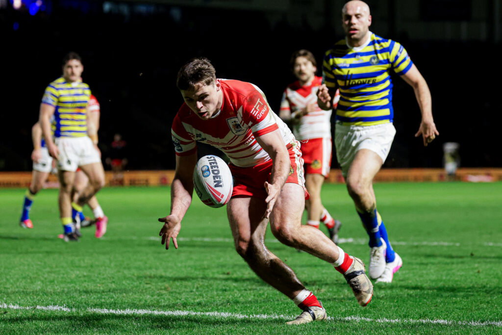 St Helens and Leigh Leopards Team News with Six Doubts and Four Out as Star Set for Surgery