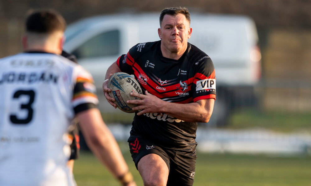 Ex-Leeds Rhinos and Bradford Bulls man honoured by RFL after 22-year ...