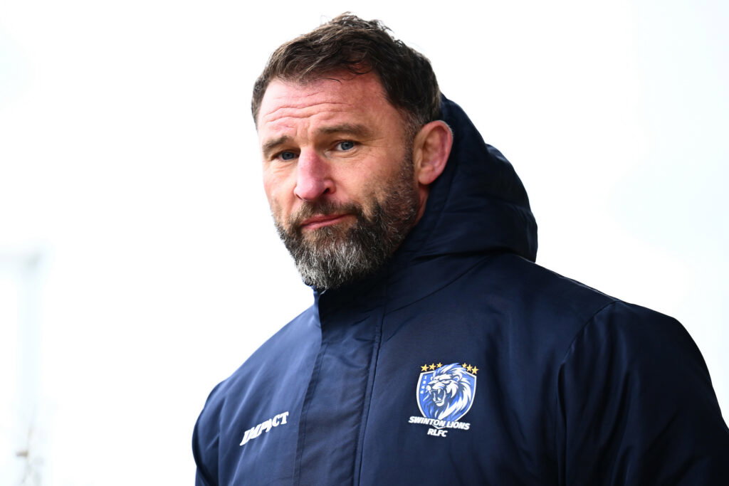 Ex-warrington Wolves Stalwart Resigns Championship Coaching Role as Replacement Confirmed