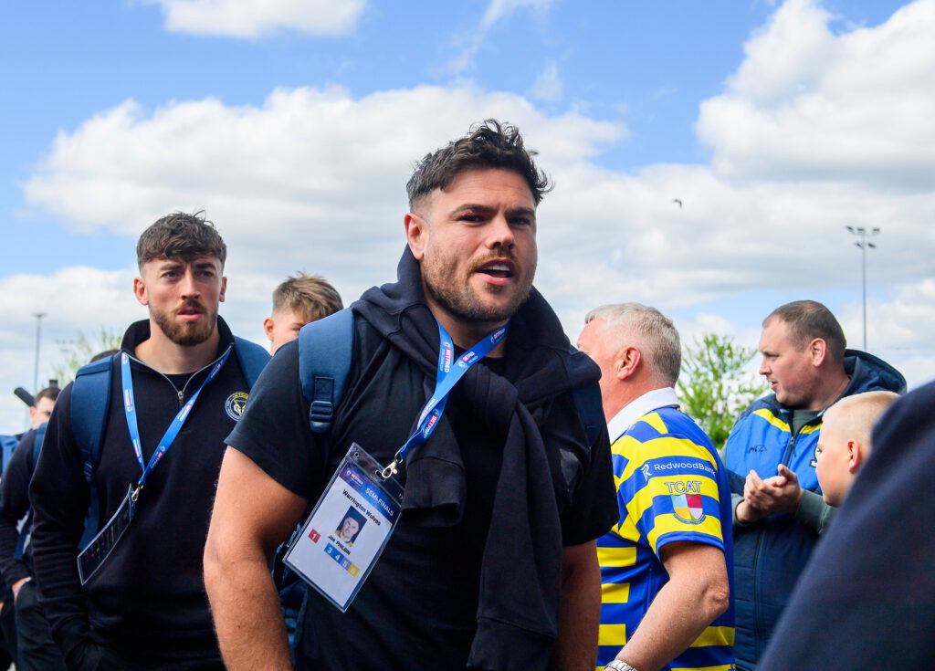 Warrington Wolves Boss Fires Back at Joe Philbin Criticism as Injury Confirmed
