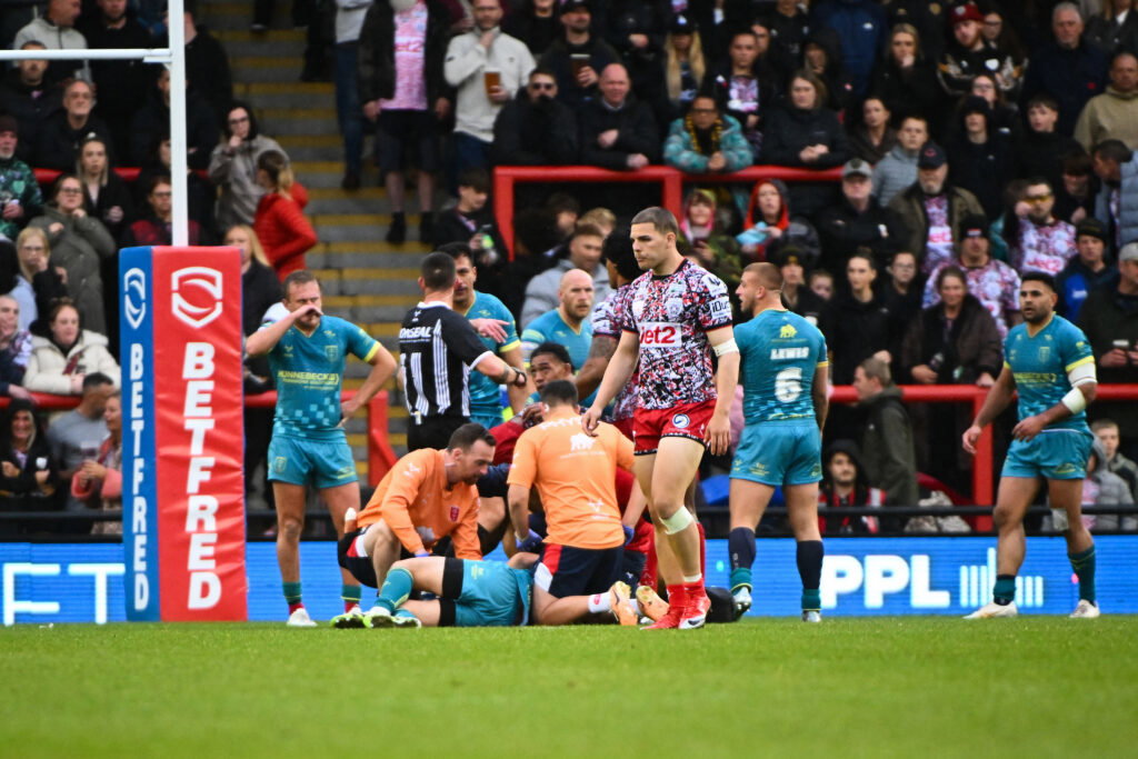 Sam Peters Rugby What Willie Peters said after Hull KR cling on to beat Leigh Leopards ...
