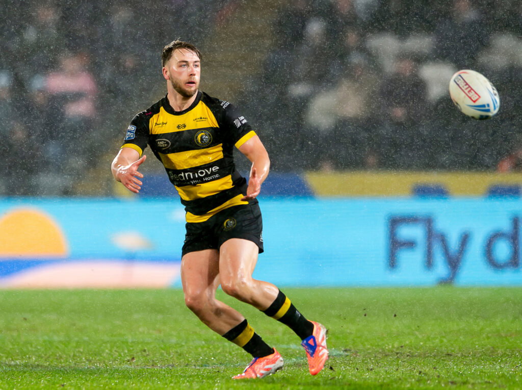 York Knights Man Danny Richardson Secures Immediate Super League Exit