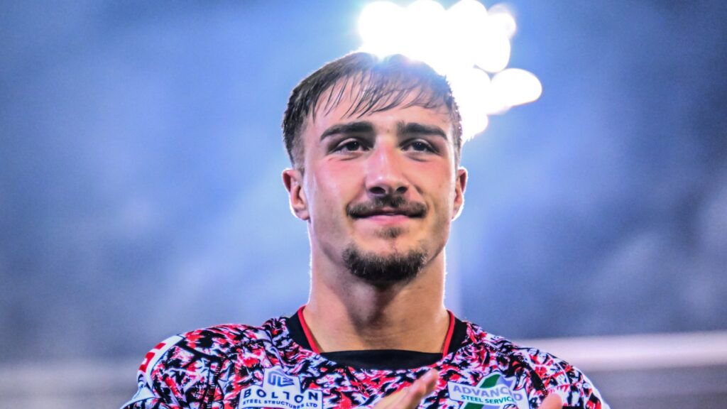 Leigh Leopards Forward Leaves on Season-long Loan in Hint at Fitness of Star Man