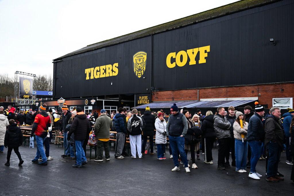 Overseas Coach Rules Himself Out of Castleford Tigers Gig Amid Strong Reports