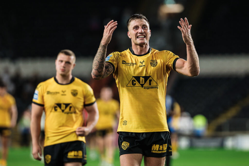 Castleford Tigers Captain Alex Mellor Leaves to Make Super League Switch