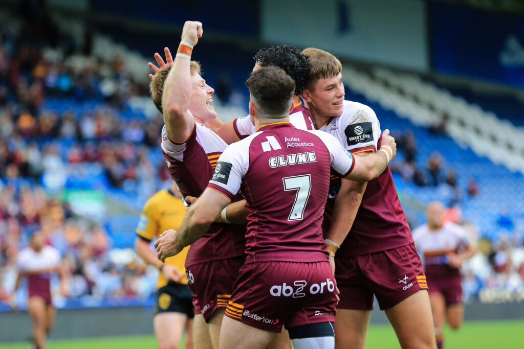 Huddersfield Giants Cement Dark Horse Tag for 2027 as Catastrophic Castleford Tigers Hit New Low